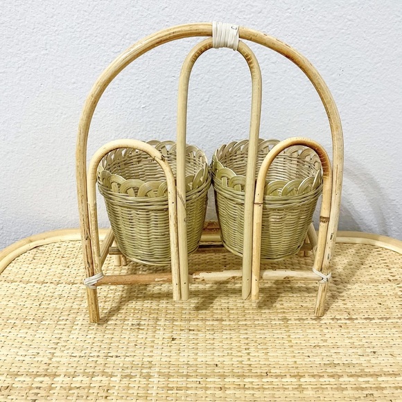 Rattan shelf with baskets - Picture 3 of 3